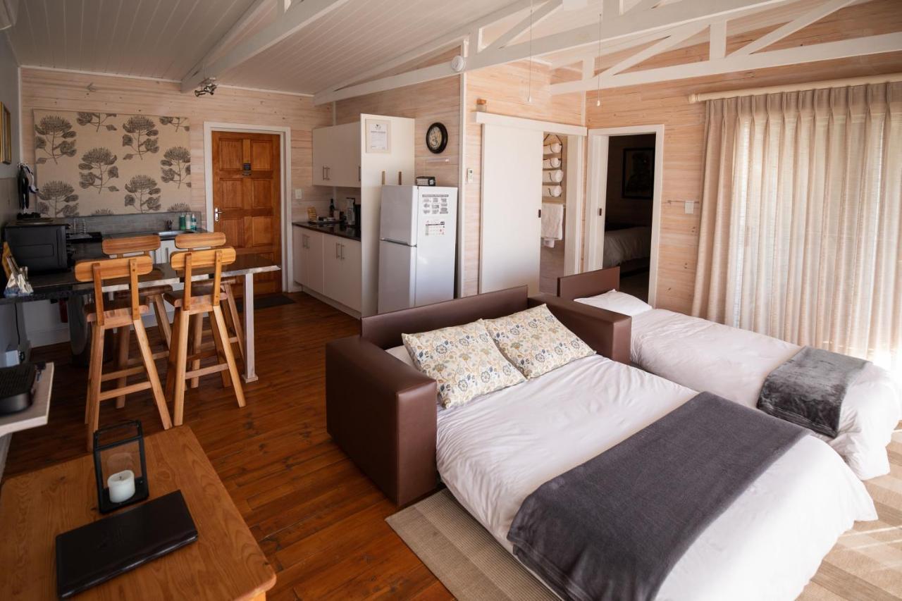Big Sky Cottages Wolseley ภายนอก รูปภาพ