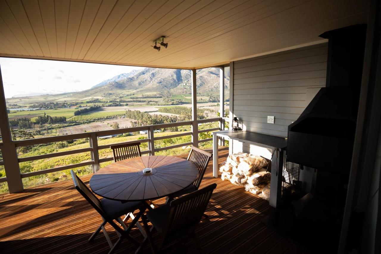 Big Sky Cottages Wolseley ภายนอก รูปภาพ