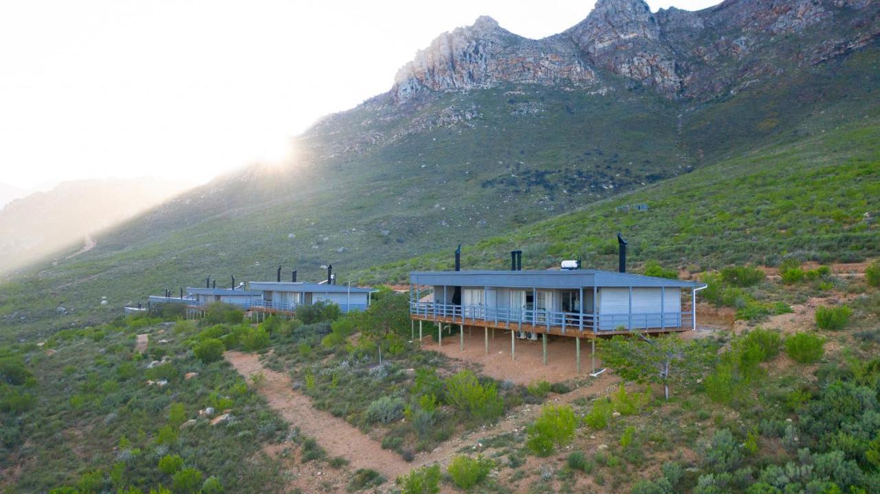 Big Sky Cottages Wolseley ภายนอก รูปภาพ