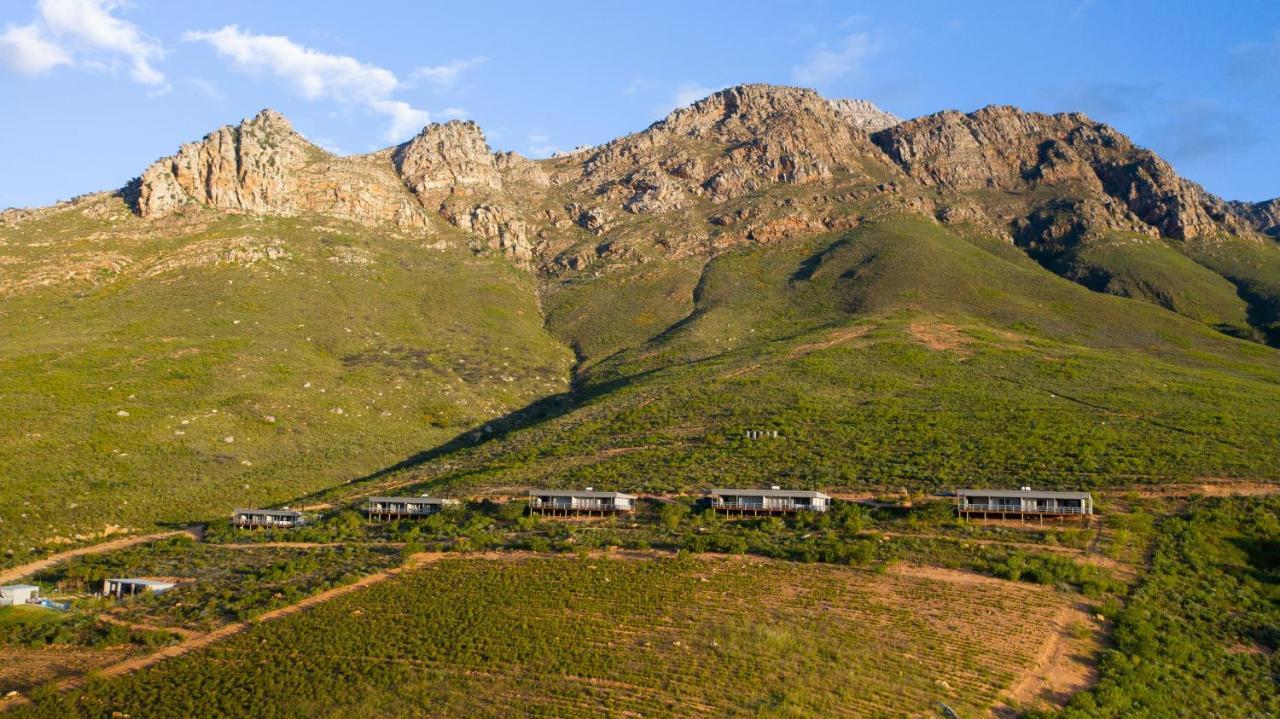 Big Sky Cottages Wolseley ภายนอก รูปภาพ