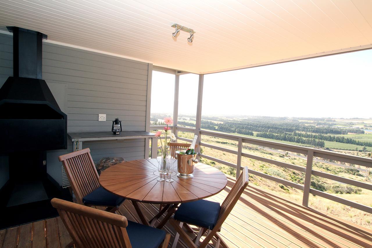 Big Sky Cottages Wolseley ภายนอก รูปภาพ