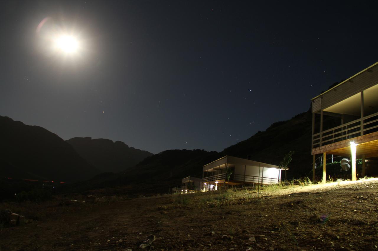 Big Sky Cottages Wolseley ภายนอก รูปภาพ