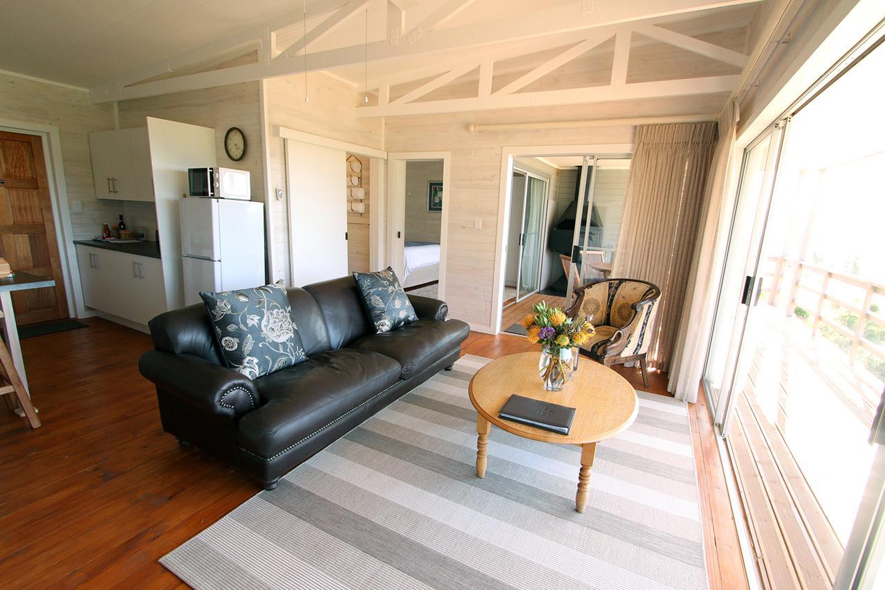 Big Sky Cottages Wolseley ภายนอก รูปภาพ
